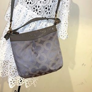 Sale Women’s Coach shoulder bag